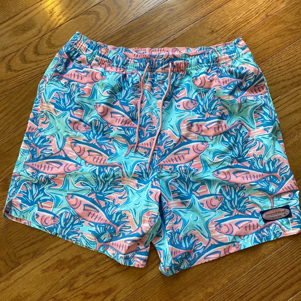 Vineyard Vines Men’s Swim Trunks Medium